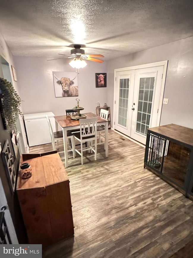 291 Borum St, Strasburg, VA 22657 - photo 5