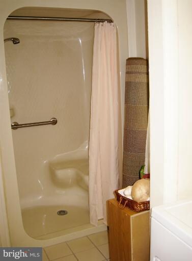 16005 Pointer Ridge Dr, Bowie, MD 20716 - photo 3