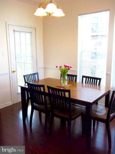 46580 Drysdale Terrace unit 203, Sterling, VA 20165 - photo 5