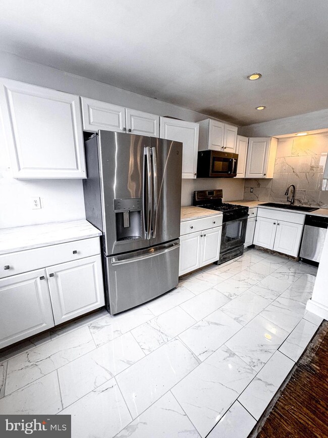 8613 Fayette St, Philadelphia, PA 19150 - photo 3