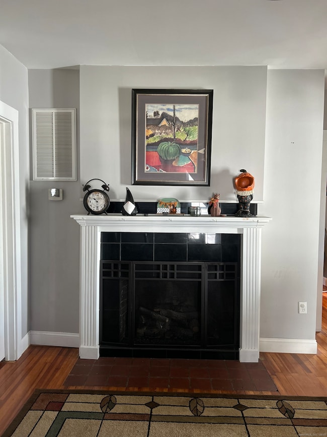 43 Academy St, Wallingford, CT 06492 - photo 5