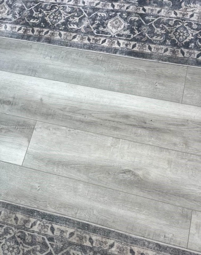 Brand new tiles throught in the entire unit.