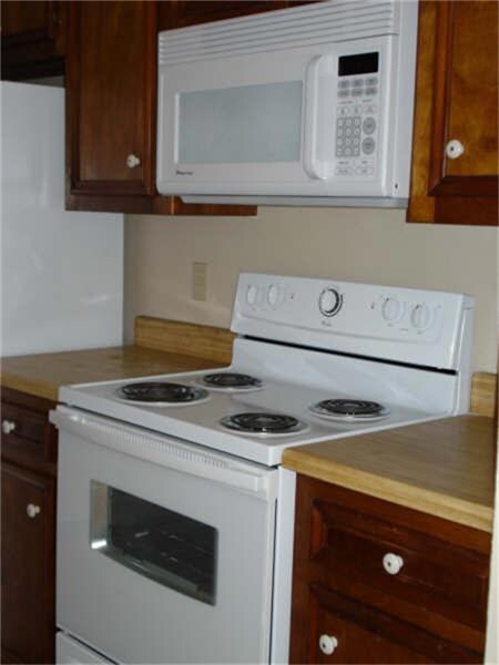 13603 Ravensway Dr unit C, Cypress, TX 77429 - photo 5