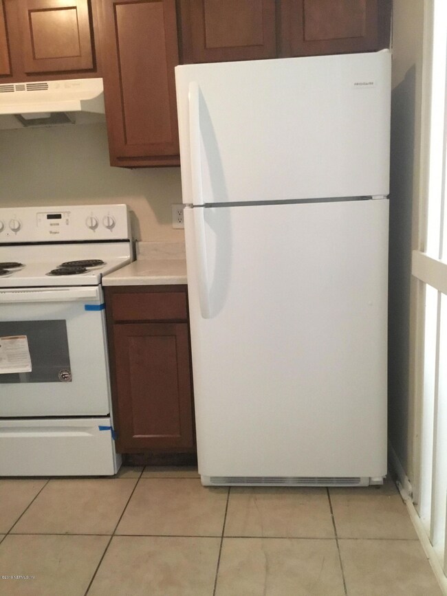 5227 Westchase Ct unit 3, Jacksonville, FL 32210 - photo 7