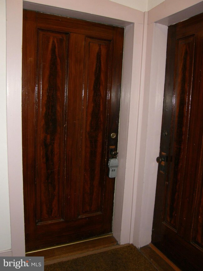 37 E Main St, Waynesboro, PA 17268 - photo 3