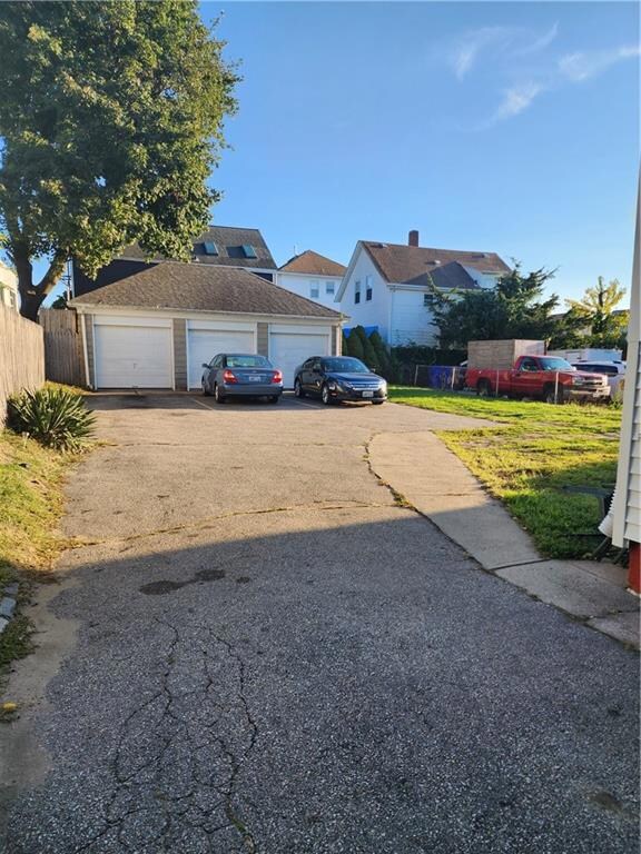 80 Warren Ave, Pawtucket, RI 02860 - photo 4