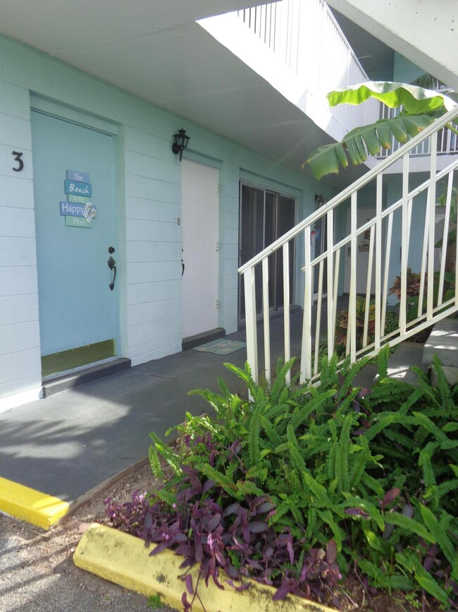 2596 Tulane Ave unit 3, Daytona Beach, FL 32118 - photo 2