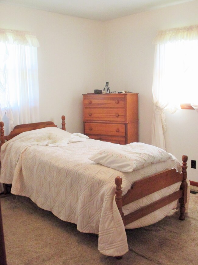 305 Walker St, Manchester, TN 37355 - photo 6