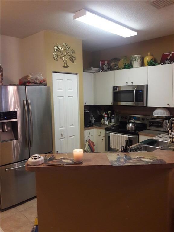 6545 Catalina Ln, Tamarac, FL 33321 - photo 5