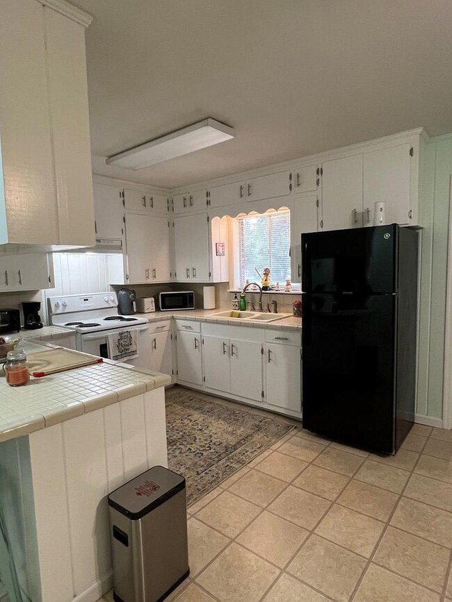 Side view of kitchen