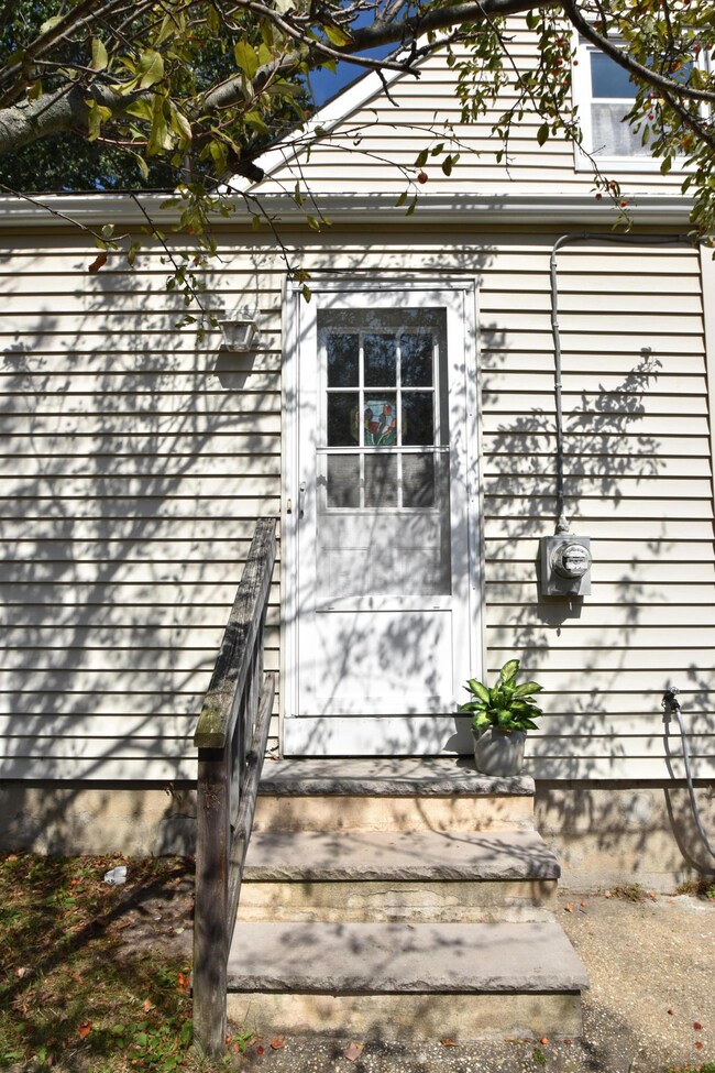 30 Windsor Ct, Neptune, NJ 07753 - photo 3