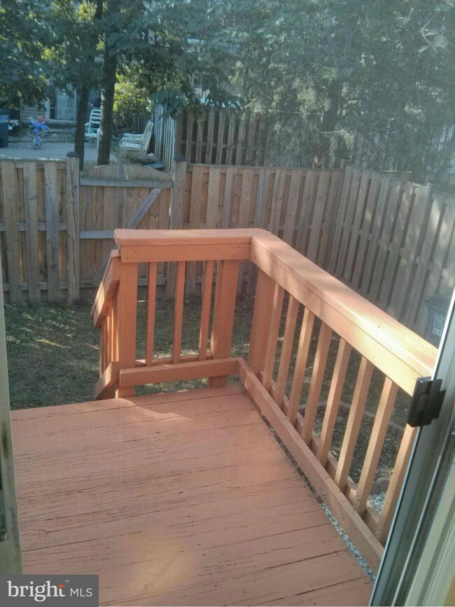 10847 Campaign Ct, Manassas, VA 20109 - photo 4