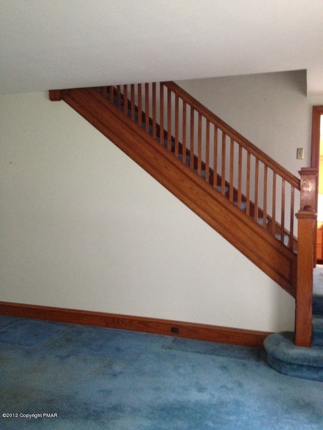 810 State Route 307, Spring Brook Township, PA 18444 - photo 4