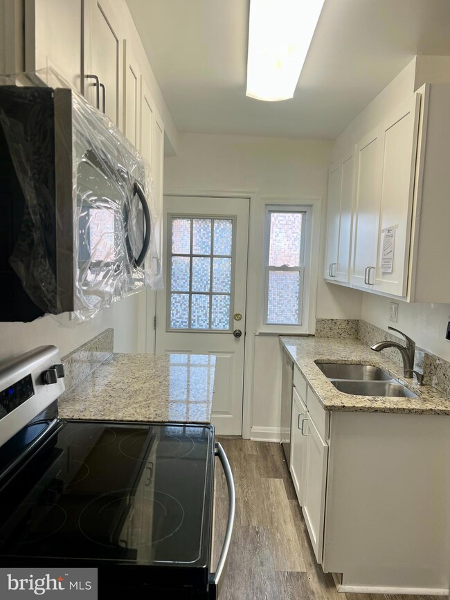 3926 Colchester Rd, Baltimore, MD 21229 - photo 4