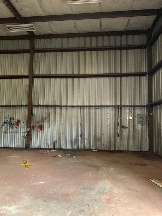 4115 Kelley St, Houston, TX 77026 - photo 4