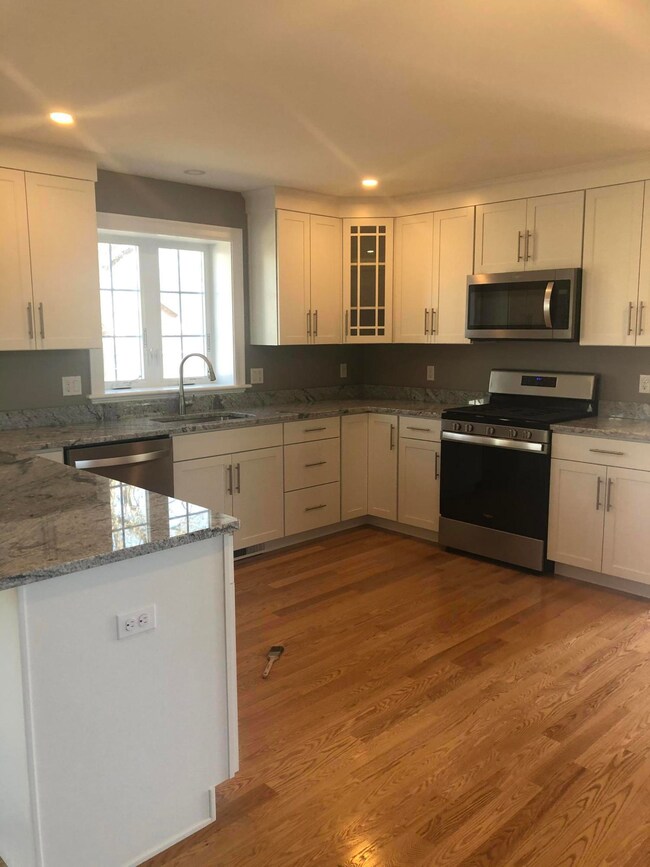 67 Broken Bow Ln, Falmouth, MA 02536 - photo 3