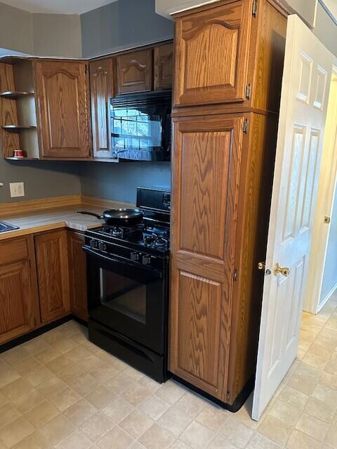 07 - Kitchen