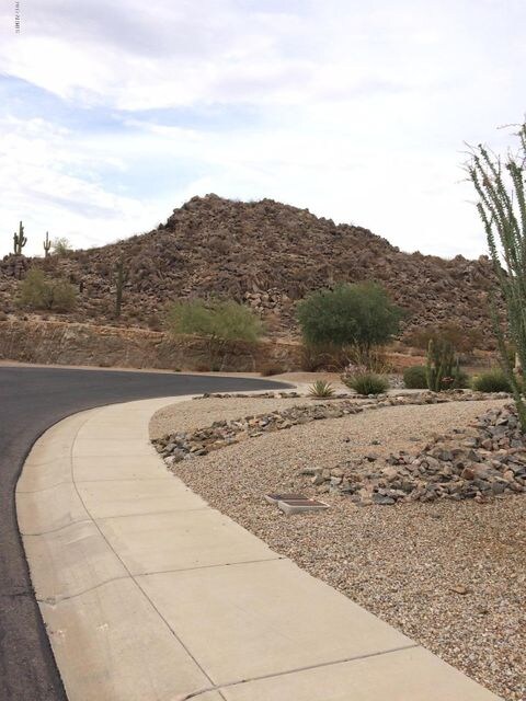 Mountain Views from the Front Yard