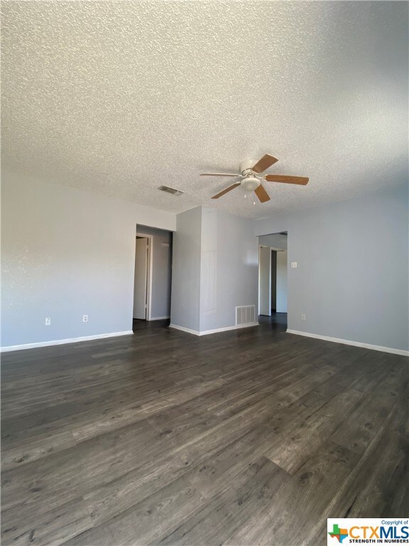 202 Erby Ave unit D, Copperas Cove, TX 76522 - photo 2