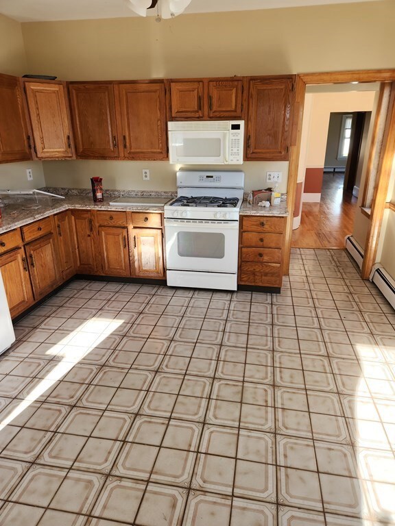 34 Main St unit 2, Saugus, MA 01906 - photo 4