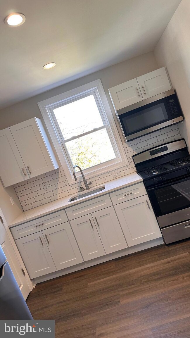 418 Pfeiffer St unit A, Camden, NJ 08105 - photo 5