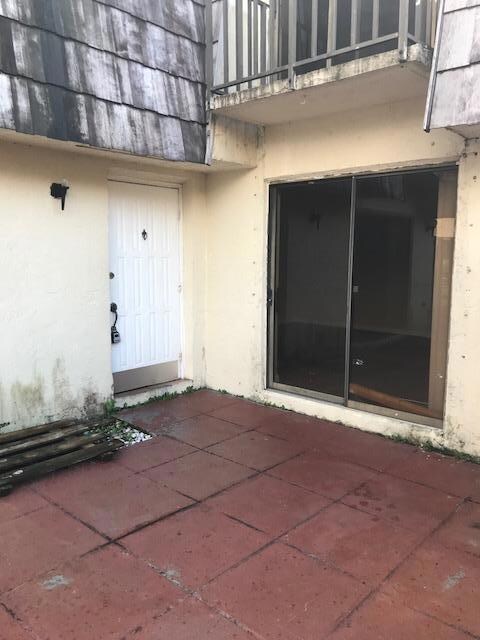 Courtyard Patio
