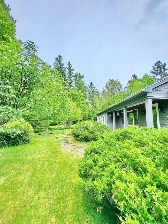 1470 Easton Valley Rd, Franconia, NH 03580 - photo 5