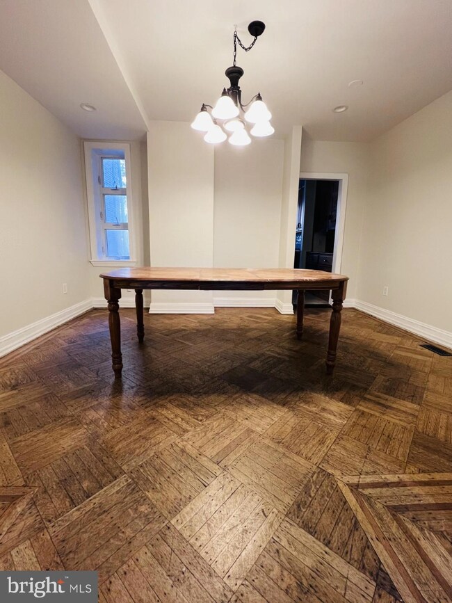 619 S 42nd St, Philadelphia, PA 19104 - photo 6