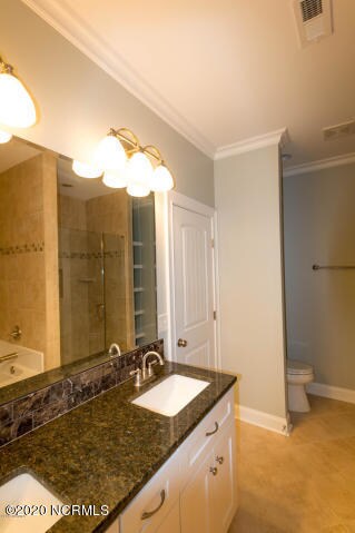 Downstairs Master Bath2