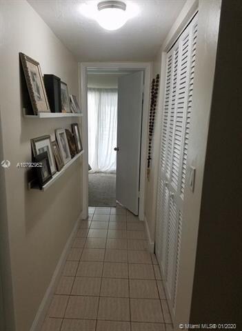 4262 SW 68th Ct, Miami, FL 33155 - photo 4