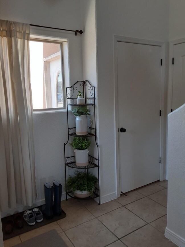 7970 Khouri Cir, El Paso, TX 79915 - photo 5