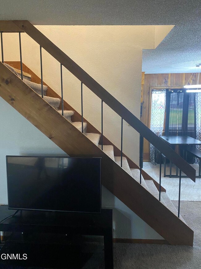 217 Maple St E, Gackle, ND 58442 - photo 7