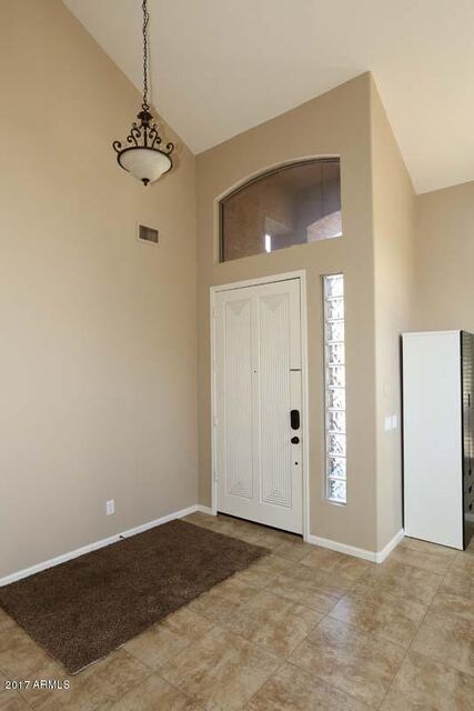 Foyer (1)
