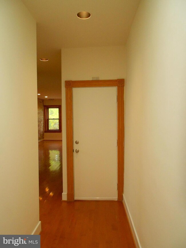 3038 R St NW unit 3, Washington, DC 20007 - photo 5