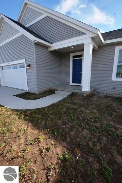 7494 E Meadows Dr unit 14, Cedar, MI 49621 - photo 3