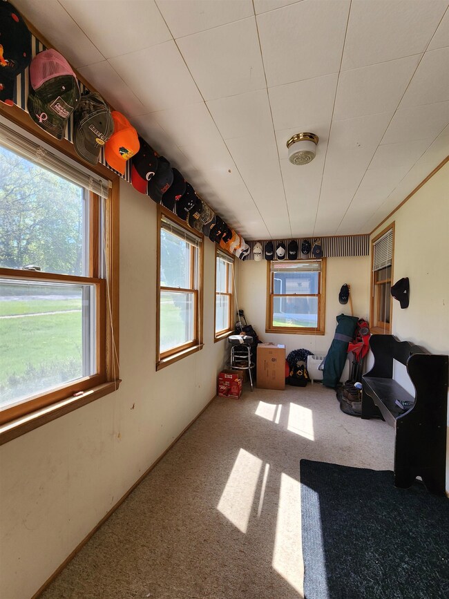 410 4th St, Sioux Rapids, IA 50585 - photo 3