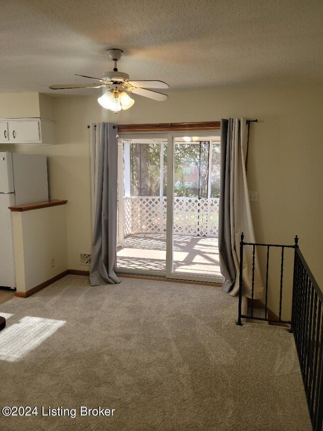 8218 Delido Rd, Louisville, KY 40219 - photo 4