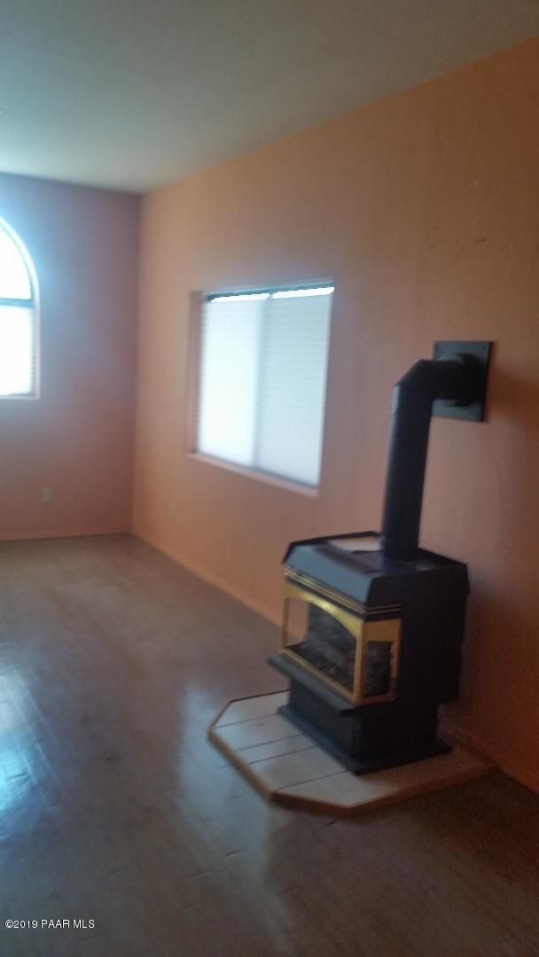 275 downstairs living