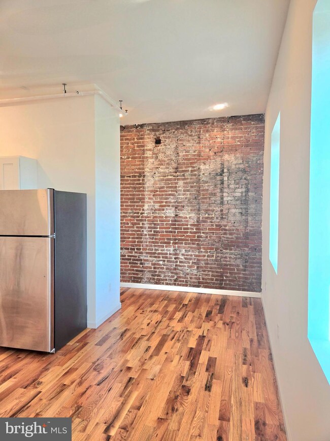 120 E Main St unit 3, Norristown, PA 19401 - photo 2