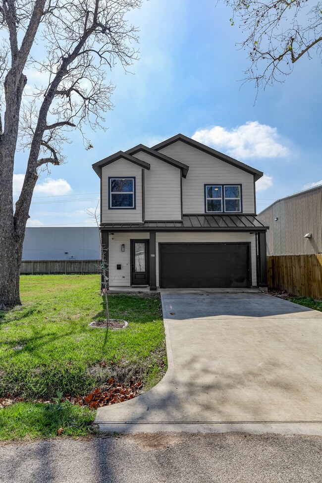 108 E 31st 1 2 St, Houston, TX 77018 - photo 2