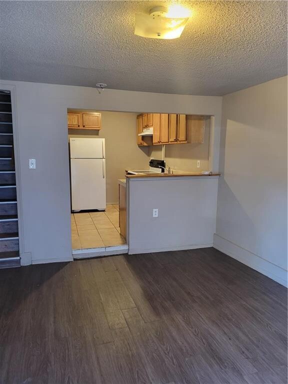 393 W Allen St, Allentown, PA 18102 - photo 4