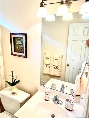 2nd BATHROOM