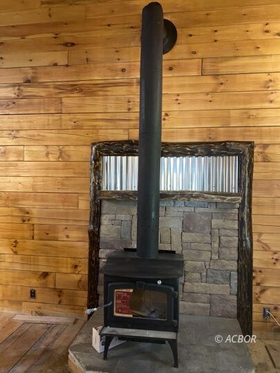 living room / wood burner