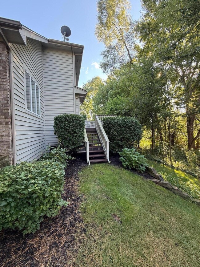 1058 Mission Hills Ct unit N/a, Chesterton, IN 46304 - photo 4