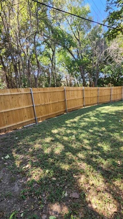 1009 N Clay St unit 2, Ennis, TX 75119 - photo 3