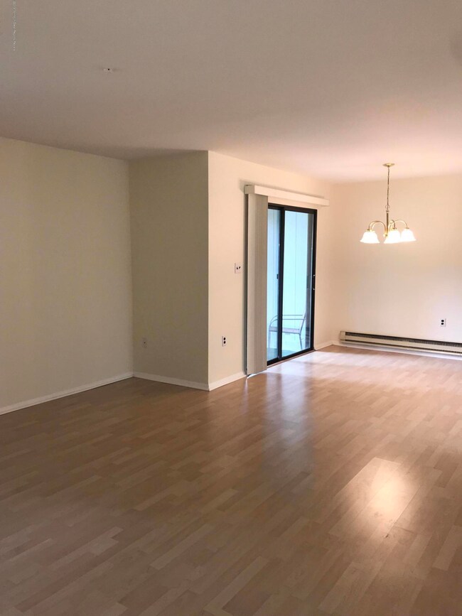 4 Pine Cluster Cir unit A, Manalapan, NJ 07726 - photo 6