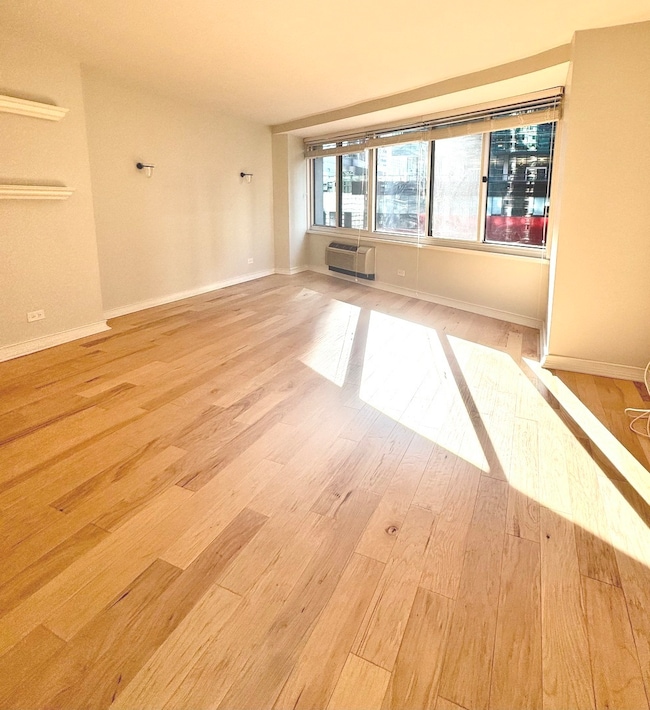 Grand Ohio Condominiums unit 1215, Chicago, IL 60611 - photo 6