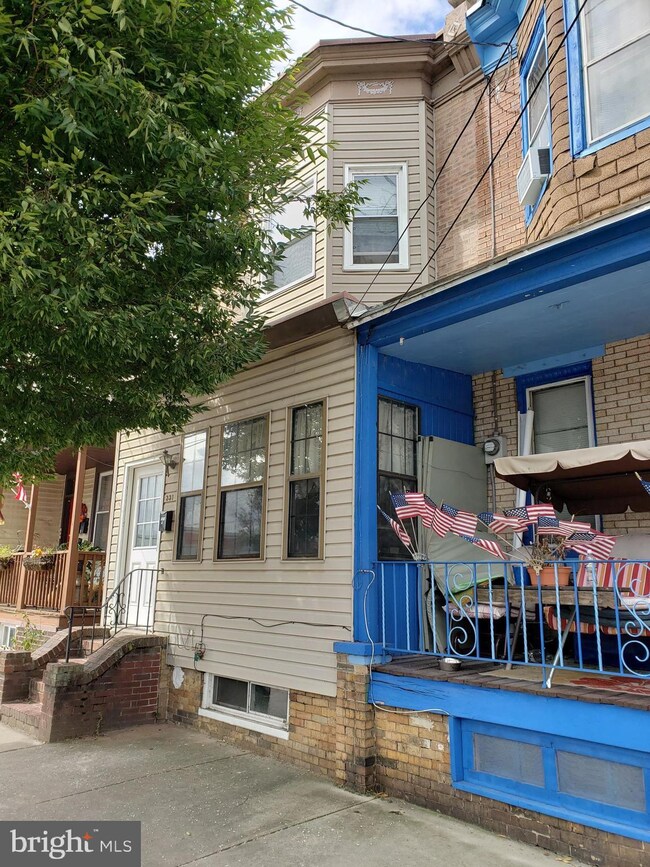 331 N Burlington St, Gloucester City, NJ 08030 - photo 2