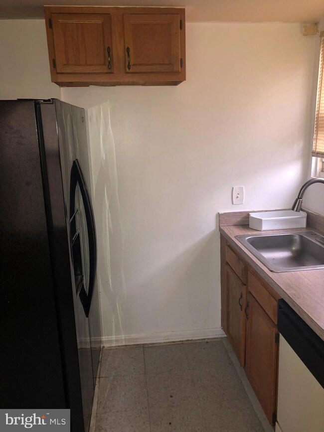 3611 Dunlap St, Temple Hills, MD 20748 - photo 6