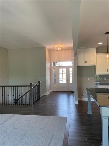 20124 Barker St, Spring Hill, KS 66083 - photo 4